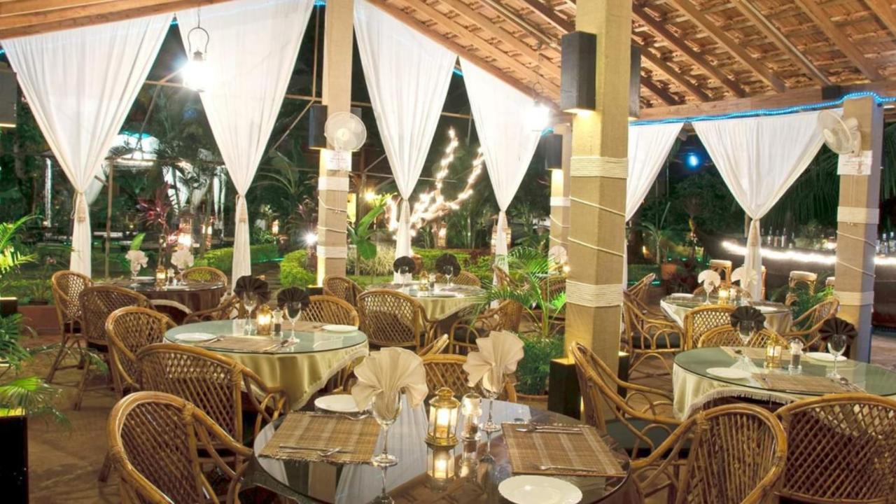 Shivers Oasis Luxury Boutique Resort Candolim Kültér fotó