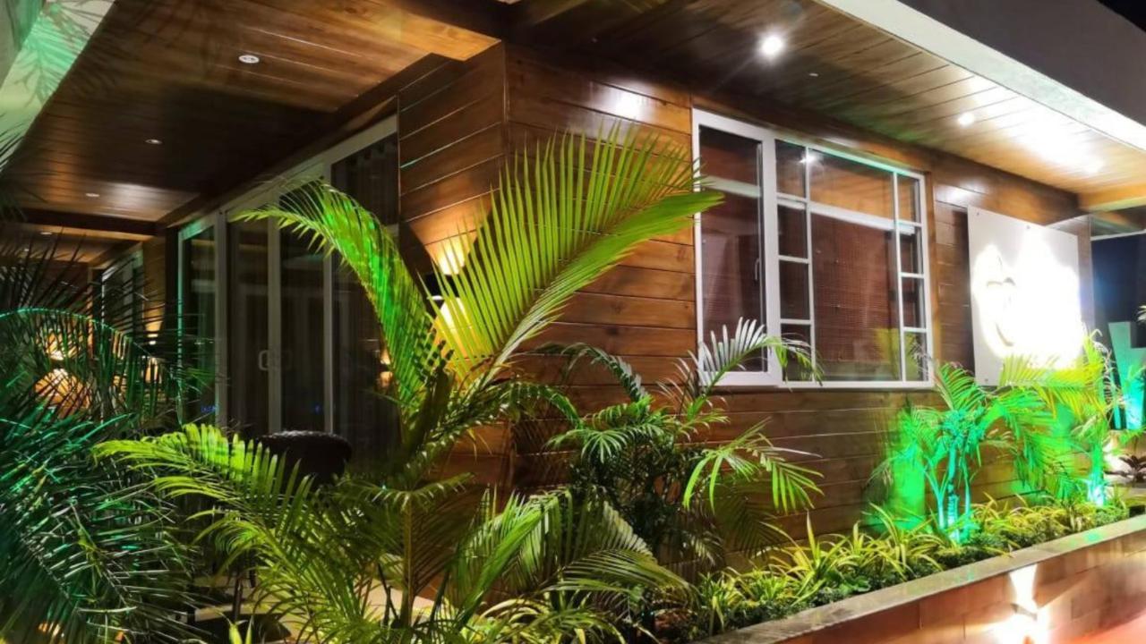 Shivers Oasis Luxury Boutique Resort Candolim Kültér fotó