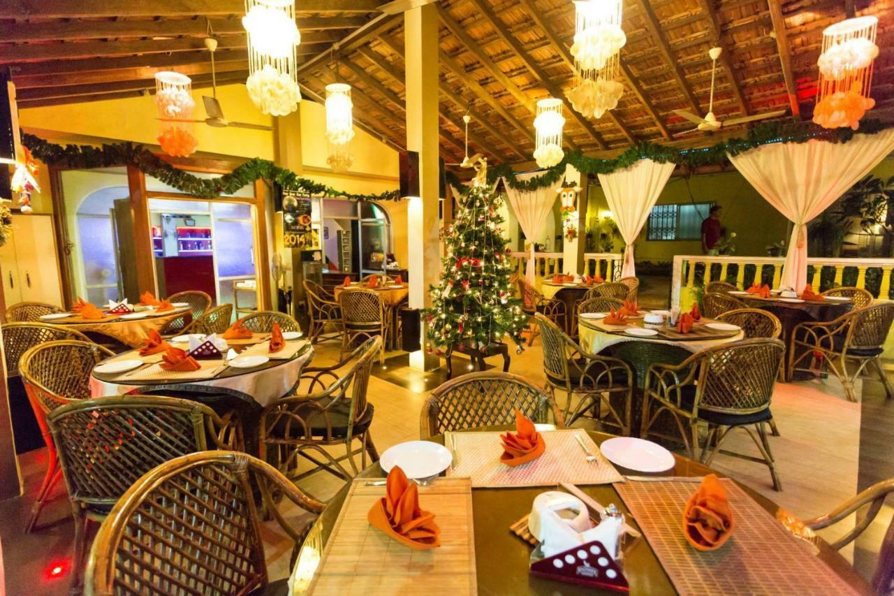 Shivers Oasis Luxury Boutique Resort Candolim Kültér fotó