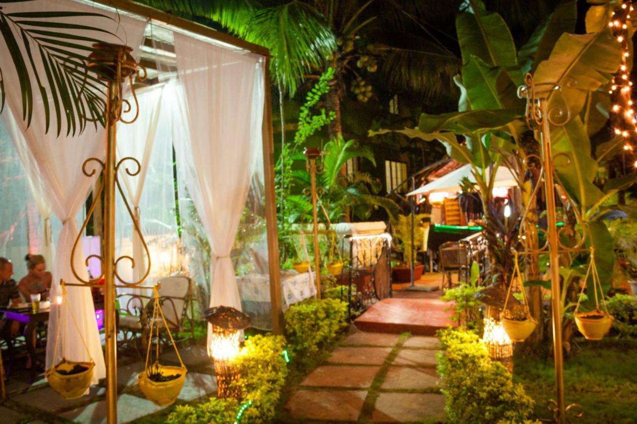 Shivers Oasis Luxury Boutique Resort Candolim Kültér fotó